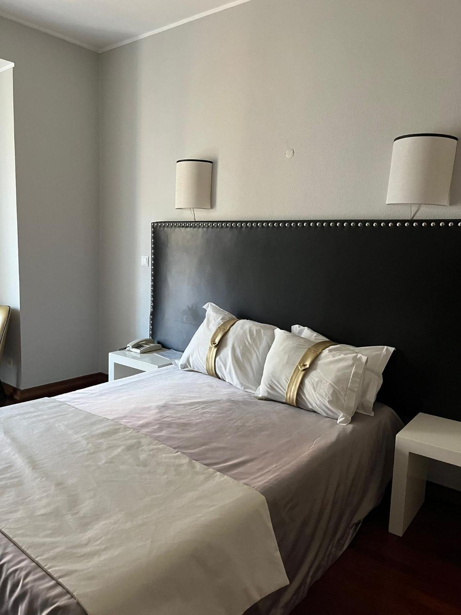 Rio Maior Hotel Bagian luar foto