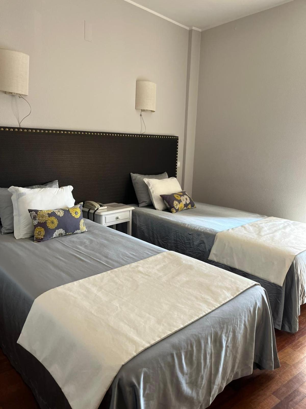 Rio Maior Hotel Bagian luar foto
